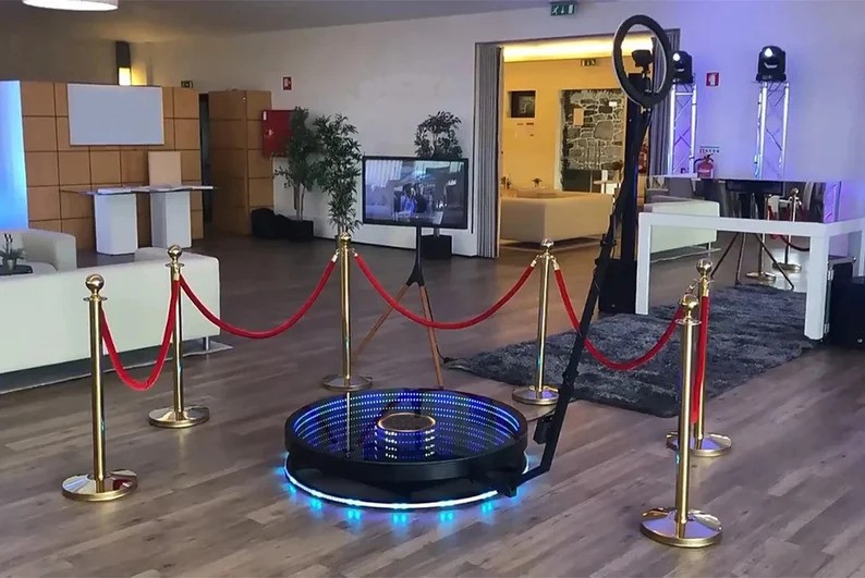 How Companies are Using 360 Video Booths for marketing